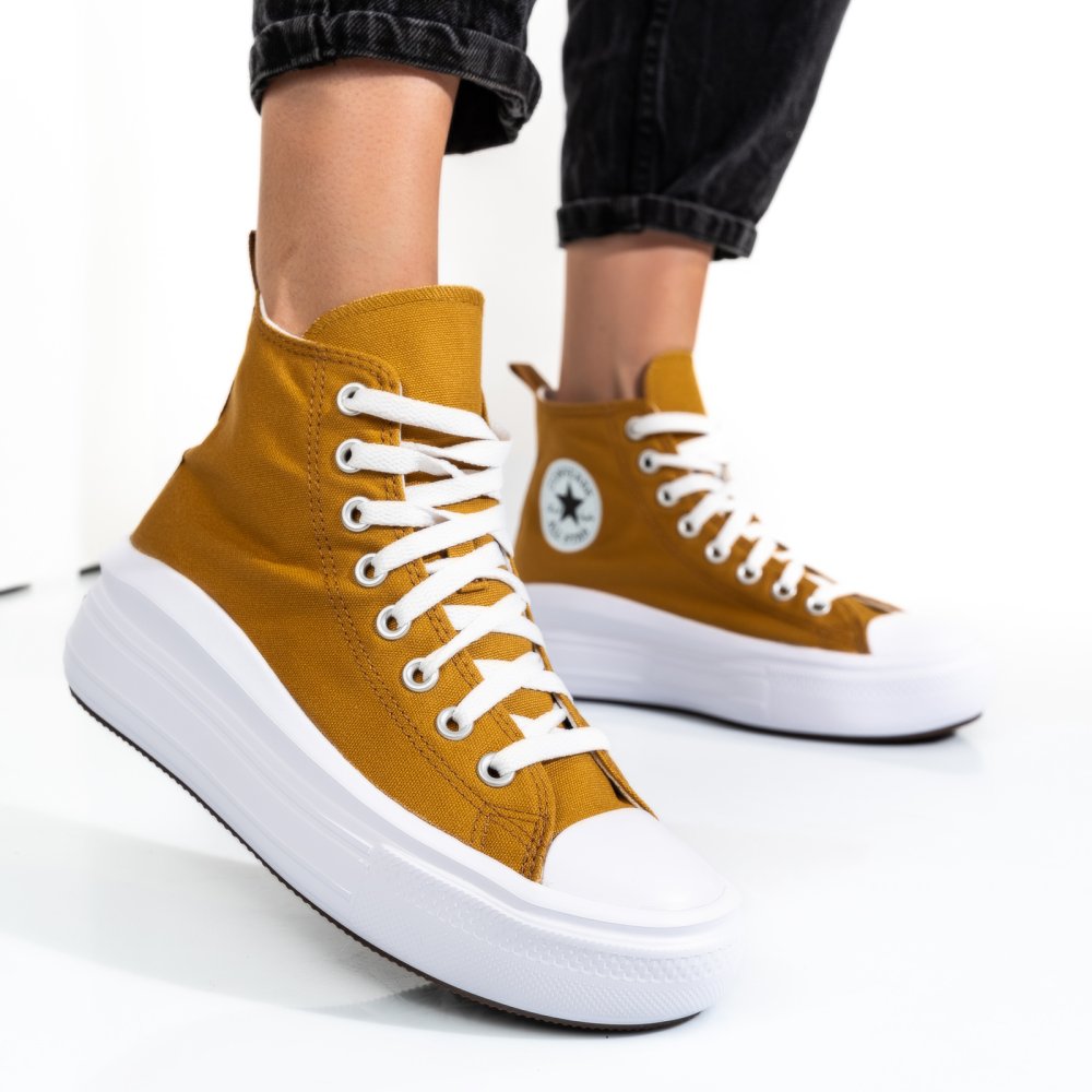 CONVERSE, SNEAKERS YELLOW CHUCK TAYLOR ALL STAR